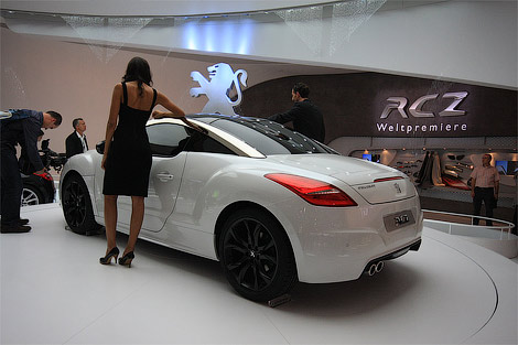 Компания Peugeot представила спецверсию спортивного купе RCZ